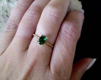 SALE!Prong Oval Emerald Ring, Thin Stackable Ring, Gemstone Ring,Stacking Ring,Green Ring, Bridal Ring,Gold Ring