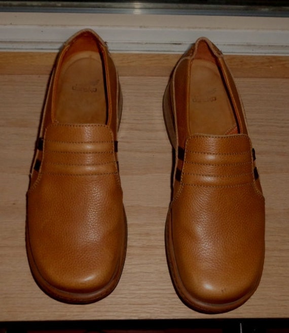 dansko camel
