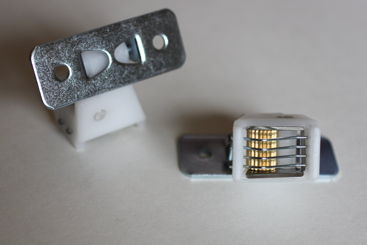 Drapery hardware High quality unique design 5 Cord Lock For