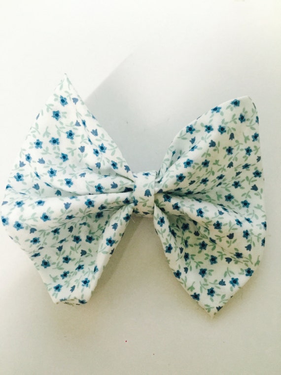 Blue Flower Bow Medium by WeLoveOtterNonsense on Etsy