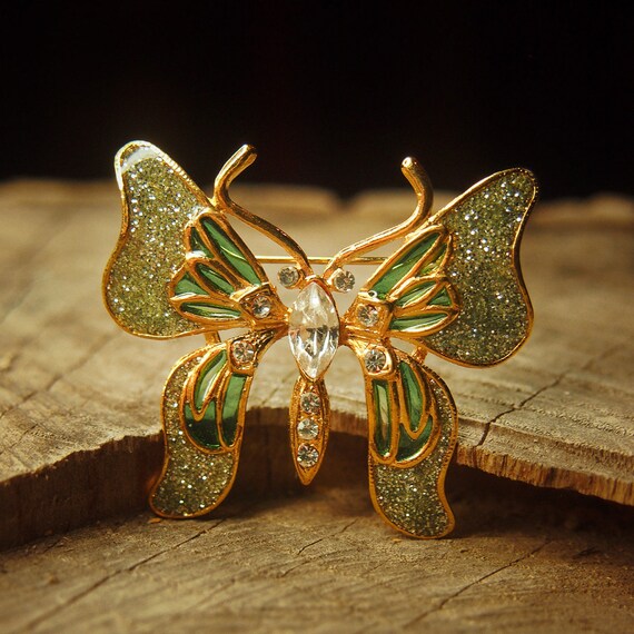 Green butterfly brooch pin antique styled vintage costume