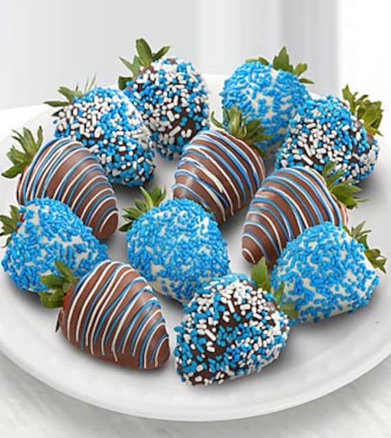 Chocolate Covered Strawberries with Sprinkles by CandyCakesandMore