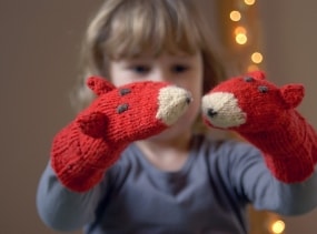 Fox mittens - Warm playful accessories for children - Children gift - Knitted fox gloves - Wool mittens in bright orange red