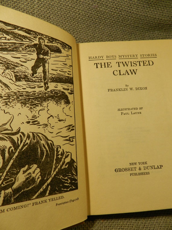hardy boys the twisted claw A series of museum thefts launch the hardy boys on this baffling mystery rare collections of ancient pirate treasure are being stolen, so frank and joe are asked to stake out the black parrot, a suspicious freighter docked in bayport harbor this whirlwind chase after a self-styled pirate king in the caribbean stronghold of the empire of the twisted claw makes a gripping tale of suspense and high adventure. hardy boys the twisted claw A series of museum thefts launch the hardy boys on this baffling mystery rare collections of ancient pirate treasure are being stolen, so frank and joe are asked to stake out the black parrot, a suspicious freighter docked in bayport harbor this whirlwind chase after a self-styled pirate king in the caribbean stronghold of the empire of the twisted claw makes a gripping tale of suspense and high adventure.