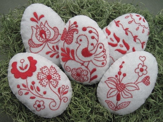 Hand stitched Easter Eggs /Bowl Fillers /Hungarian Folk Embroidery /Easter Decor