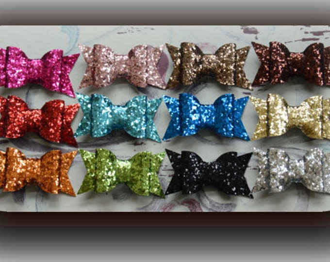 Silver Glitter Hair Bow, Baby Headband, Silver Clippie, Glitter Bow, Glitter Feltie, Felt Sparkle Bow, Newborn Bow, Baby bow, Itty Bitty Bow