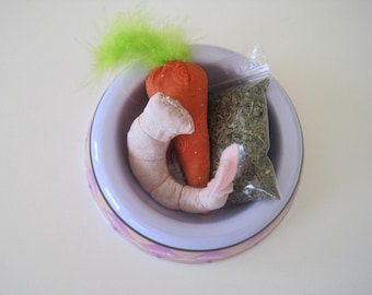 shrimp cat toy