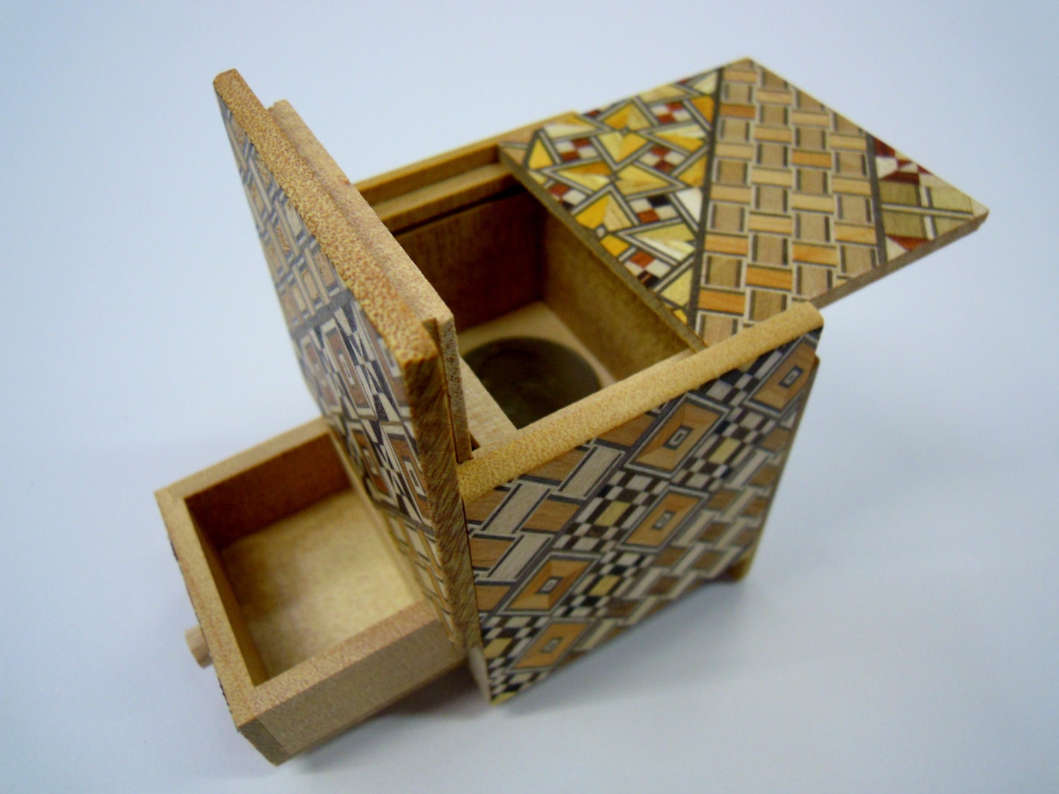 Japanese Puzzle box Himitsu bako 2.2inch56mm Cube Open by 