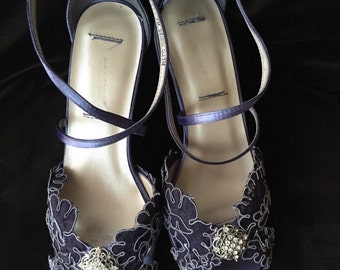 navy lace heels