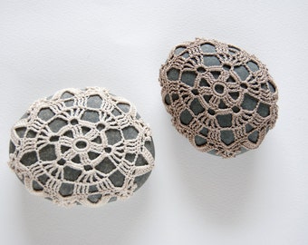 crochet stone, crochet rock, wedding decor, ring bearer pillow, table decoration, bowl element, paperweight, cottage chic