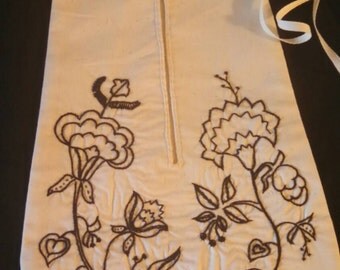 Historical Pocket made to order Hand Embroidered