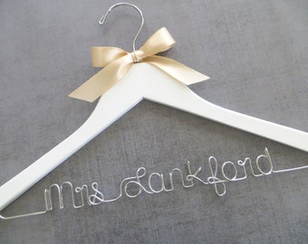 WHITE Wedding Hanger, Personalized Hanger, Bridal Hanger, Custom Wedding Hanger, Wire Name Hanger, Shower Gift, Winter Wedding, Bride Gift