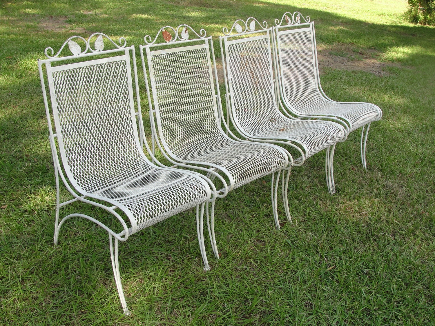 Vintage Set of 4 Heavy Wrought Iron Patio Chairs w/ Mesh ... (1500 x 1125 Pixel)