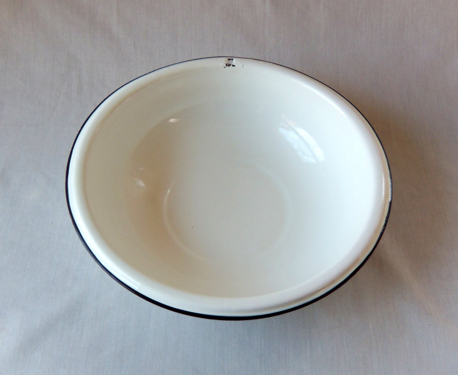 Large Enamel Wash Basin Vintage White Bowl Black Rim