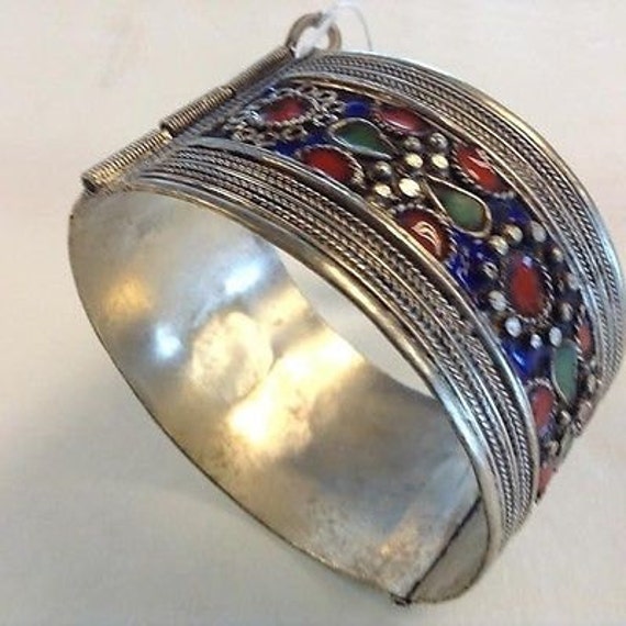 Vintage SILVER MOROCCAN BRACELET Berber Tribal Cuff Hinged