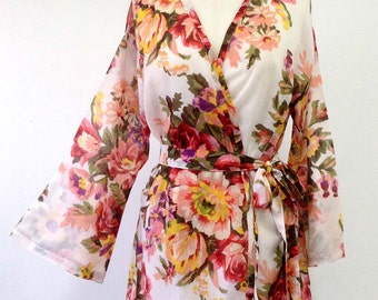 Bride White ivory, Style Vintage Kimono robes, Floral Bridesmaids robe, long sleeve, bridesmaids gift dressing up robe Bride robe