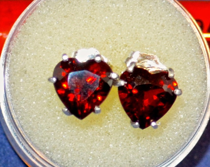 Red Garnet Heart Studs, 8mm Heart, Natural, Set in Sterling Silver E726