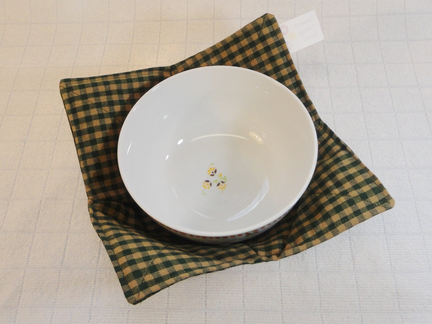 Microwave Soup Bowl Cozy Pot Holder In Green Or Red Homespun