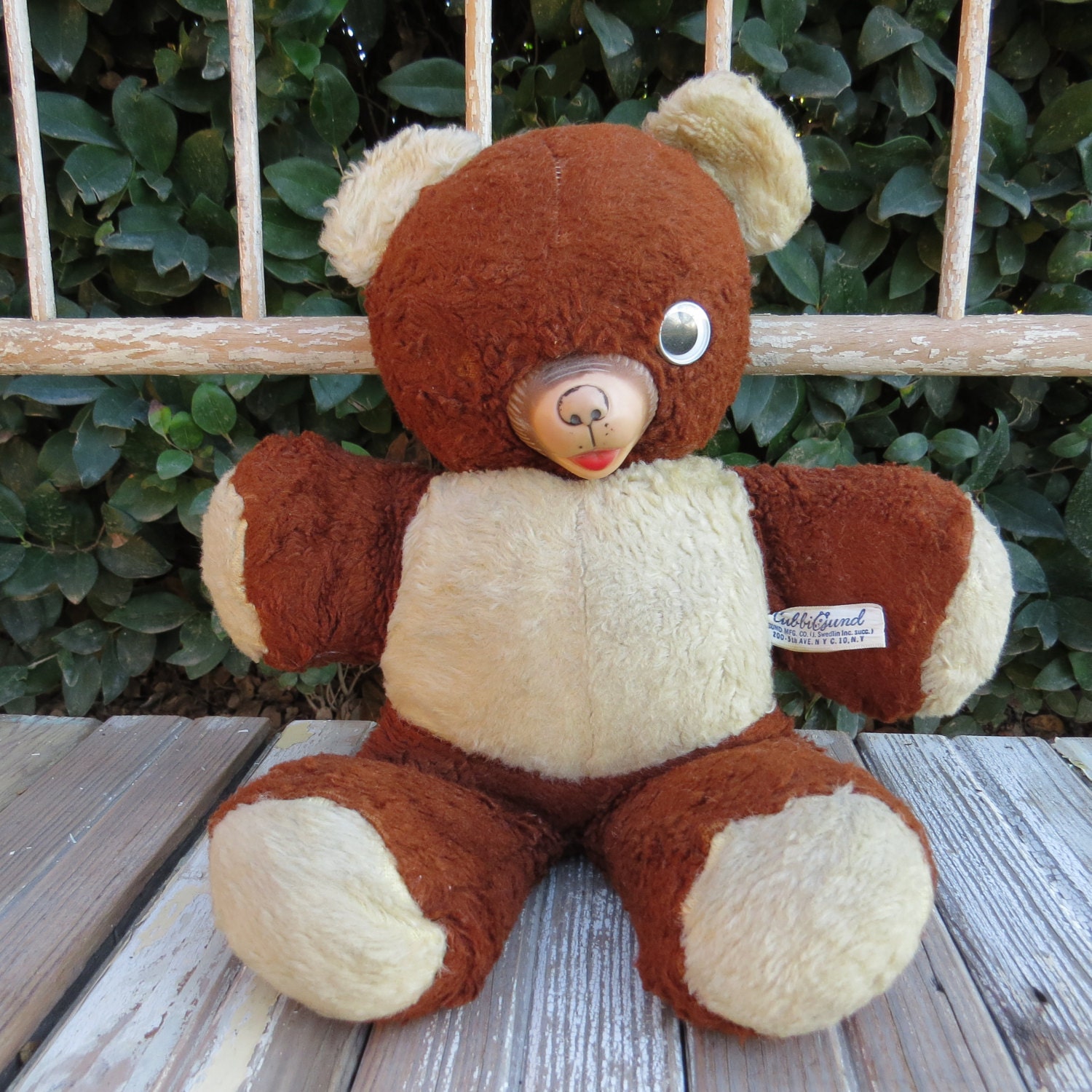 large gund teddy bear