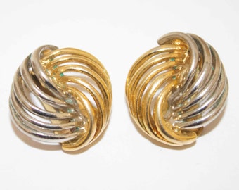 Vintage Gold and silver metal clip on earrings