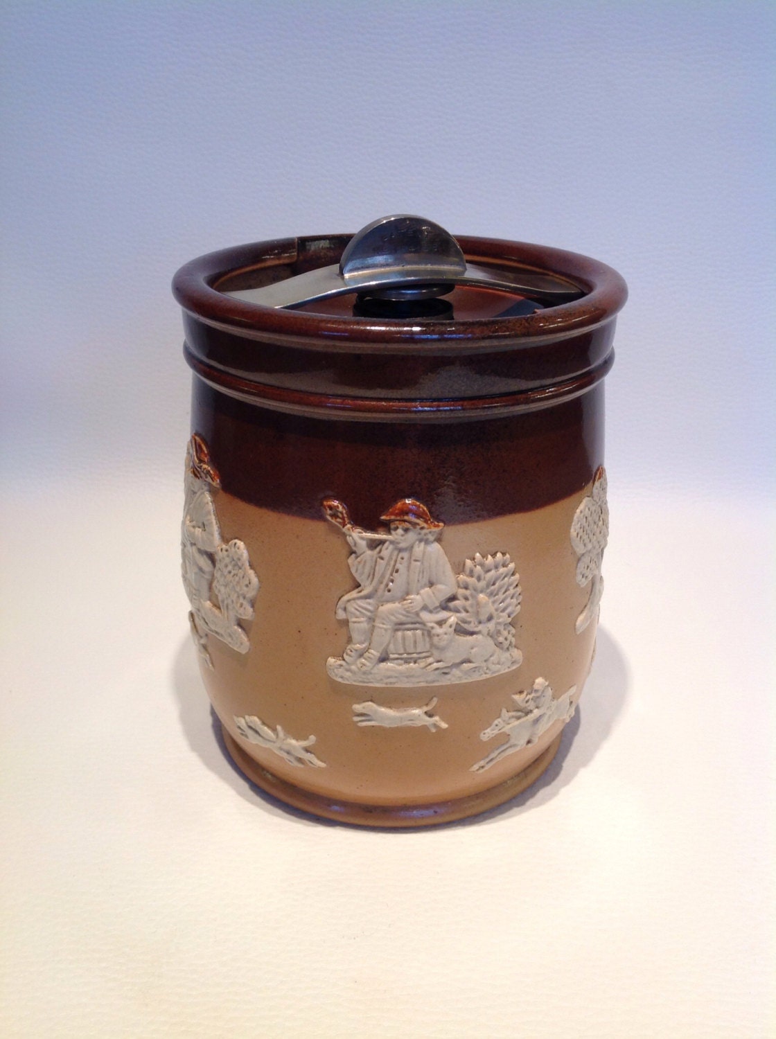 Royal Doulton Stoneware Tobacco Jar / Humidor c192123.