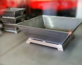 Modern Fire Pit (30" x 30")