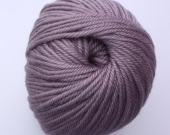 SALE*** Staples 8ply / DK - 2705 Lilac 100gm - 100% Merino - 177m/100gm