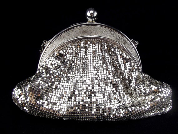 oroton silver clutch