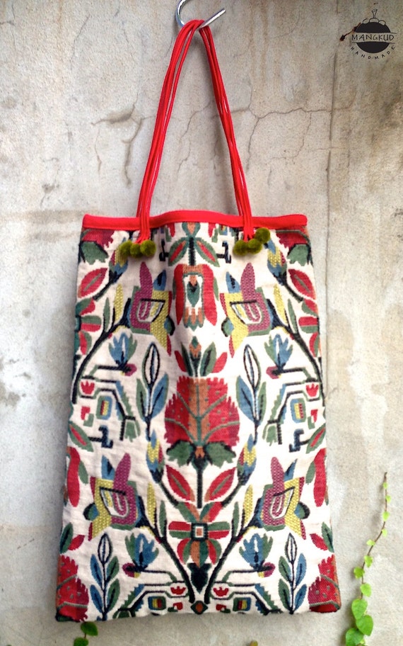 Floral Peru Tote Bag - Cotton Fabric w Lisu String Handles, Pom Poms ...