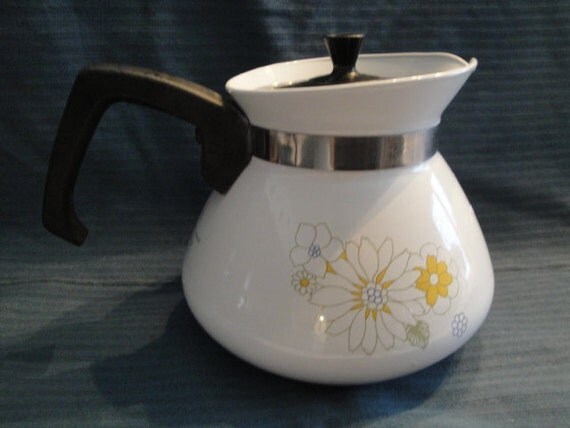 Corning Ware 6 Cup Teapot Floral Bouquet Daisy