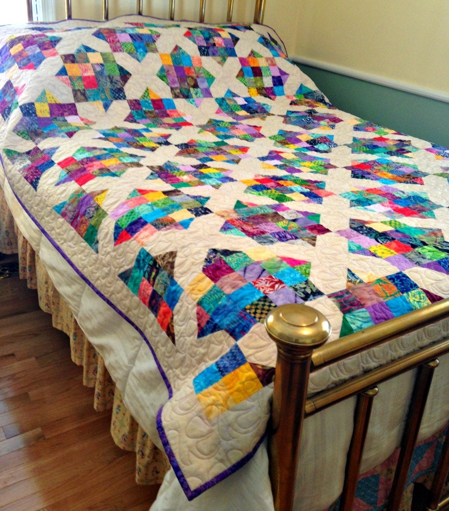 twin-bed-quilt-batik-fabric-quilt-in-crossroads-pattern-full