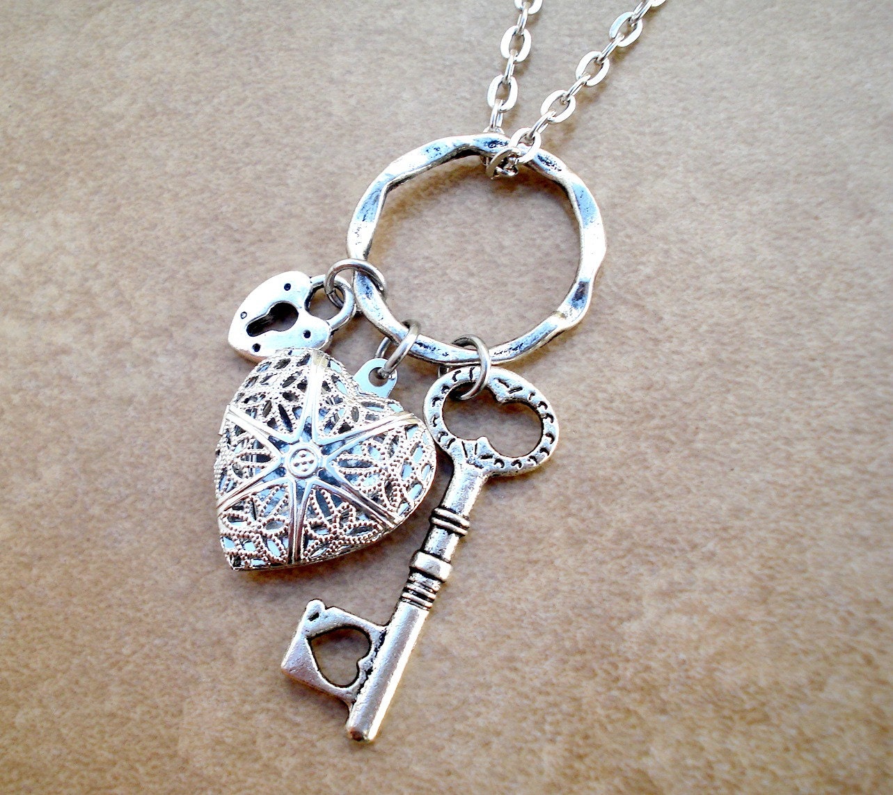 Aromatherapy Heart Shaped Locket with Skeleton Key and Heart
