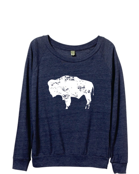 BISON Shirt . Slouchy Pullover. Wyoming Shirt. by ninety5prints