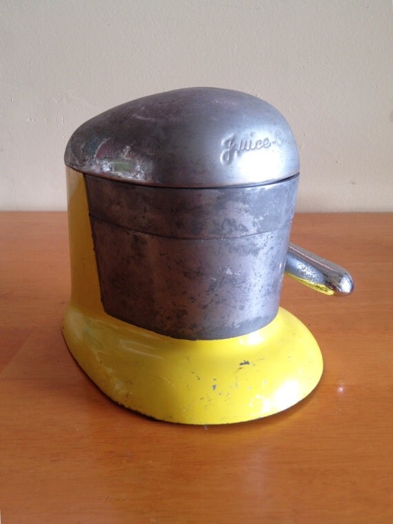 Rival JuiceOMat Antique Yellow Juicer