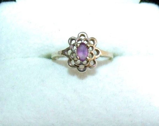 Storewide 25% Off SALE Lovely Vintage Amethyst Center Cut Stone Set in Sterling Silver, The Perfect Ladies Ring