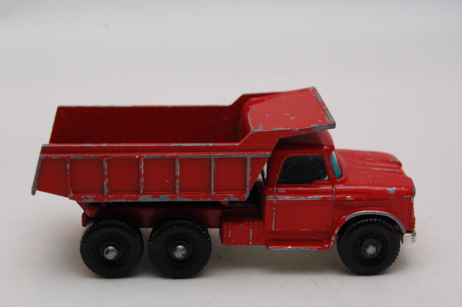 match box dump truck