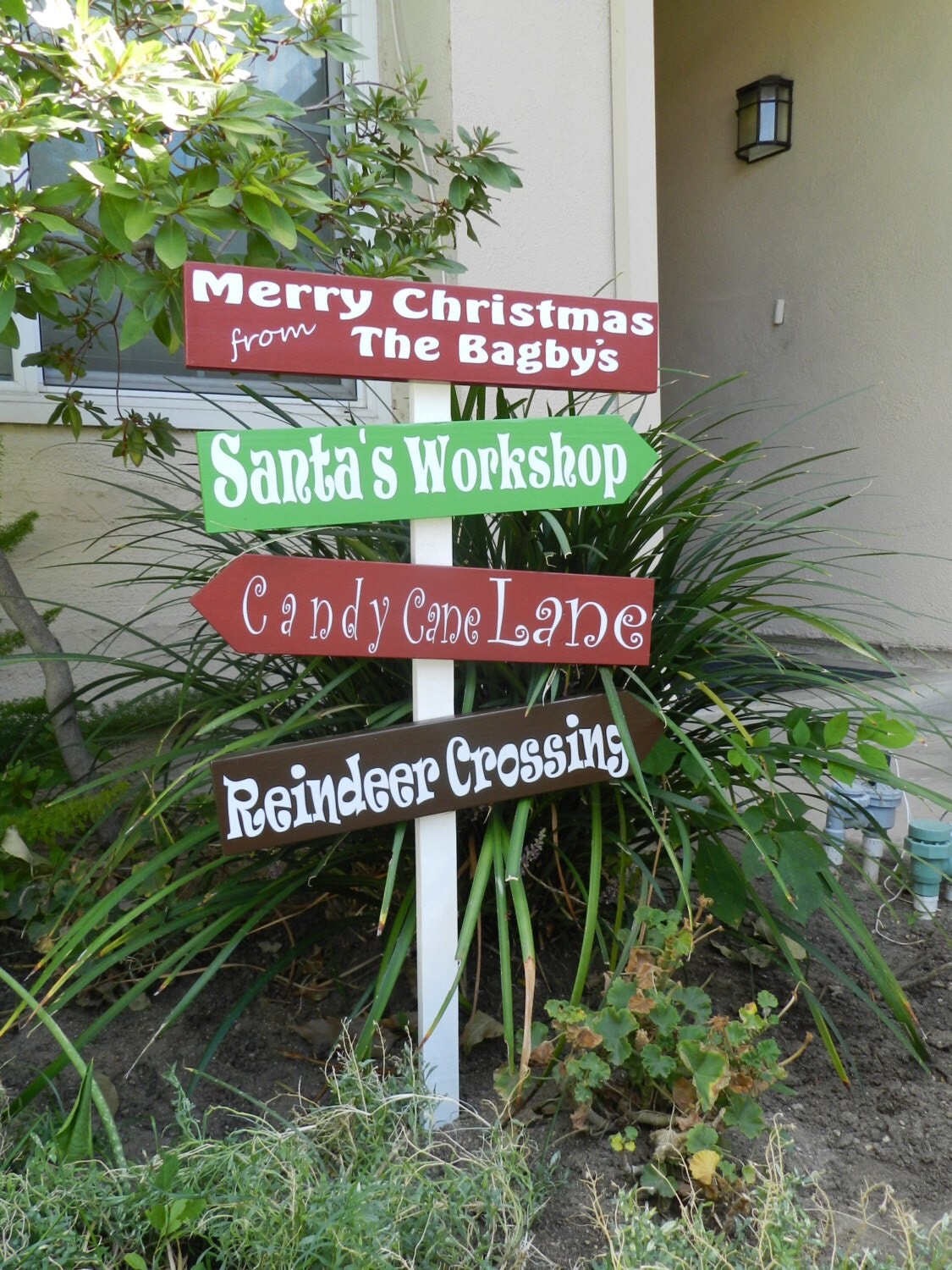 personalized christmas yard sign by vinylbysara on etsy personalized christmas yard sign by vinylbysara on etsy