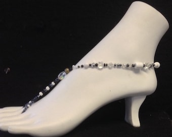 ... affordable foot jewelry.Wh at a sexy ,sparkly way to jazz up your feet