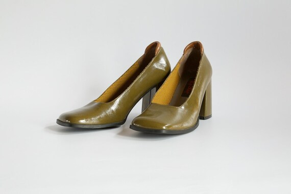 Create Your Etsy Account Green Patent Leather with FREE Shipping & Exchanges, and a % price guarantee. Choose from a huge selection of Green Patent Leather styles.