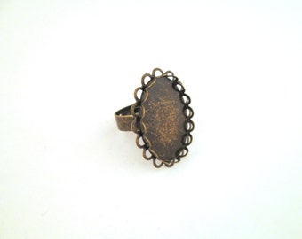 18x25mm Oval Bezel Rings, brass plated with a double lace edge, pick your amount, A195