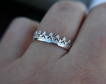 Sterling silver crown stacking ring - crown ring - princess ring - queen ring - dainty ring - fancy ring