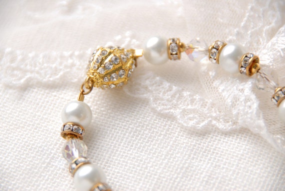 https://www.etsy.com/listing/215012063/rhinestone-pearl-beaded-bracelet-vintage?ref=shop_home_active_13