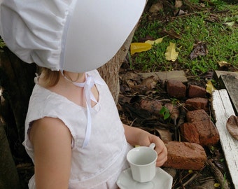 Ready to Ship! Size 1-3 White on White Bonnet, Sun Bonnet, Prairie Costume Bonnet, Pioneer Bonnet, pirates of Penzance, Toddler Bonnet