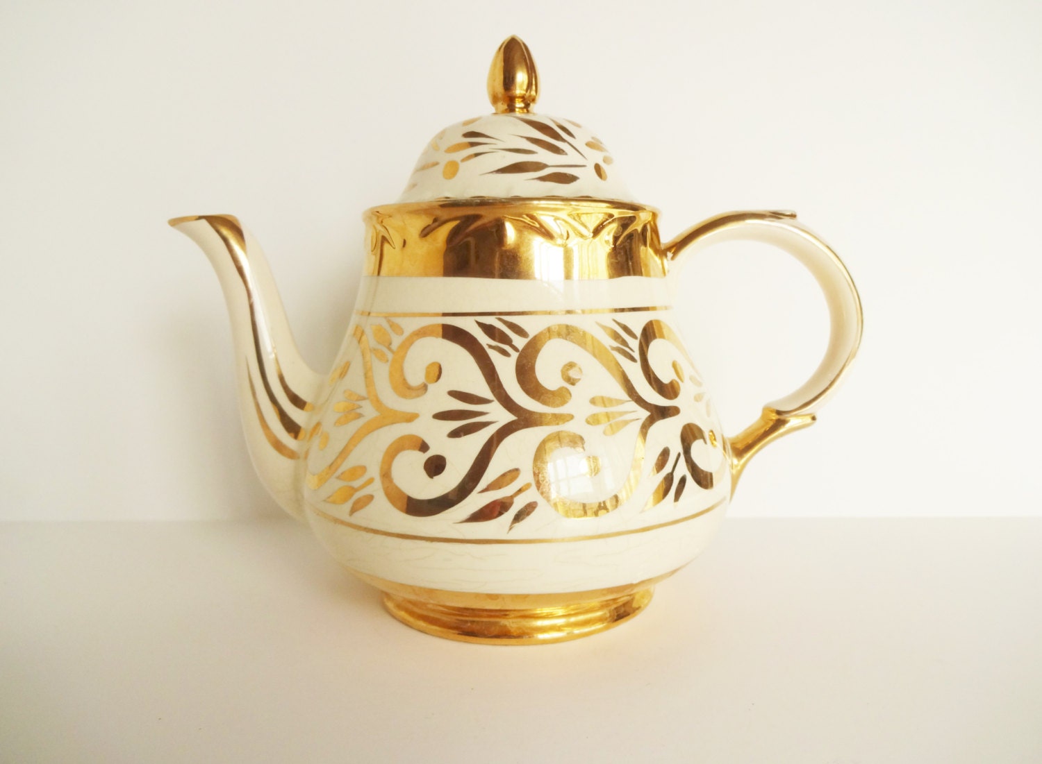 Antique Gold Lustre Teapot by LeVieuxSalon on Etsy