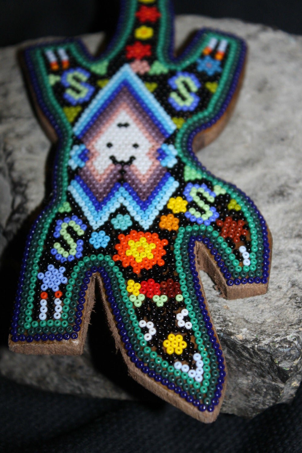 Huichol Mexican Folk Art Beaded Lizard