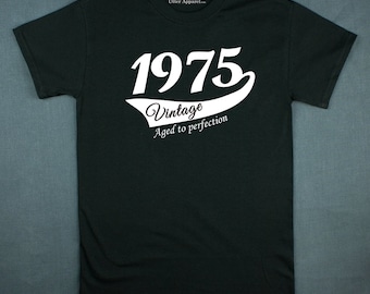 40th Birthday Gift For Man 1975 Vintage Aged To Perfection Crew Neck T ...