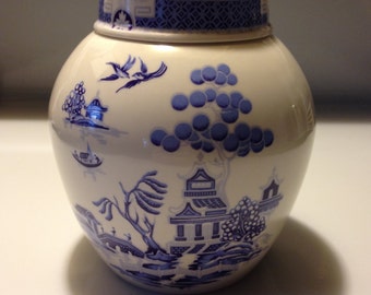 Popular items for ginger jar with lid on Etsy