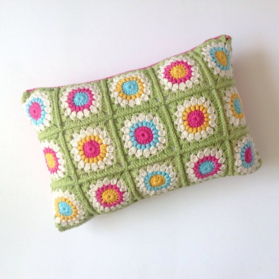 design cushion crochet Sunburst on Crochet by Flamingpot Cushion Etsy Granny