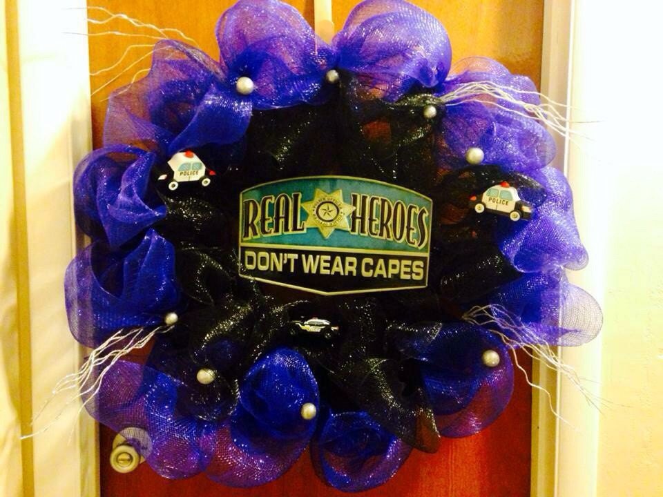 Police Officer Wreath
