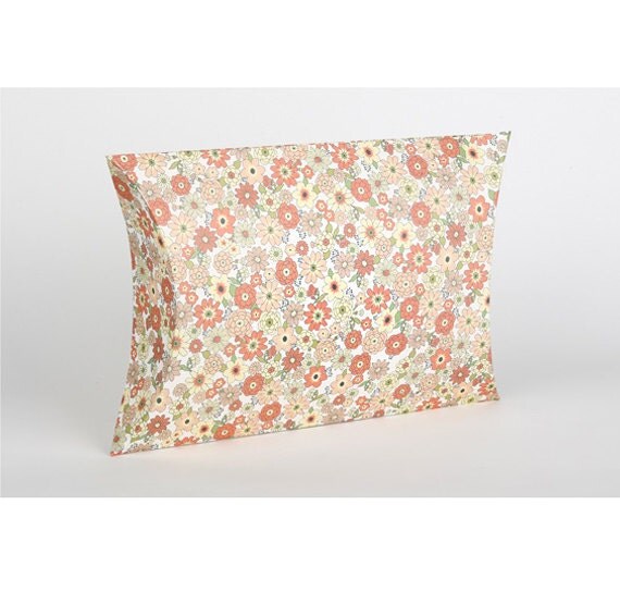 2 x Pillow boxes / Flowers / Large pillow gift box / wedding